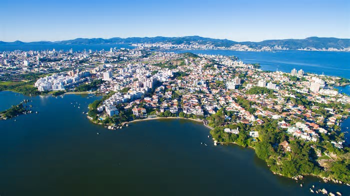 Florianópolis é a única capital do Brasil com queda no índice de desenvolvimento econômico
