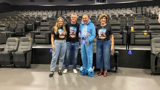 Luciano Hang participa da apresentação das novas instalações do Cine Gracher