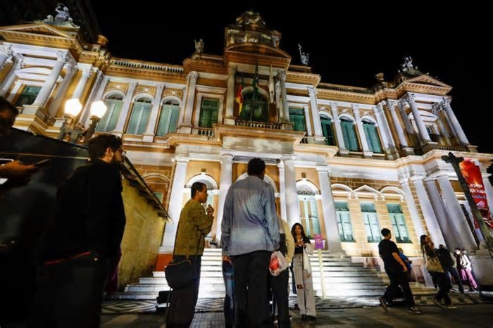 Noite dos Museus: Veja a data do evento que reúne público em espaços culturais de Porto Alegre