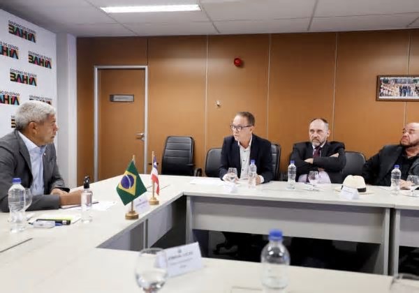 Governador se reúne com prefeito e discute melhorias para o município