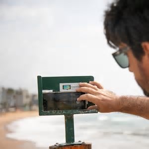 Pesquisa usa equipamento para monitorar litoral com participação da população