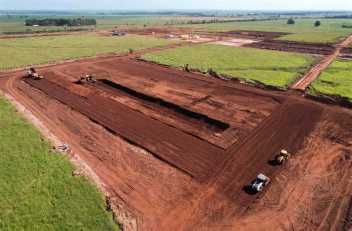 Com investimento de R$ 1 bilhão, obras de indústria de soja começam em MS