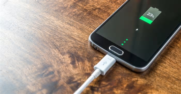 A bateria do seu Samsung ou Motorola está acabando muito rápido? Veja o que fazer