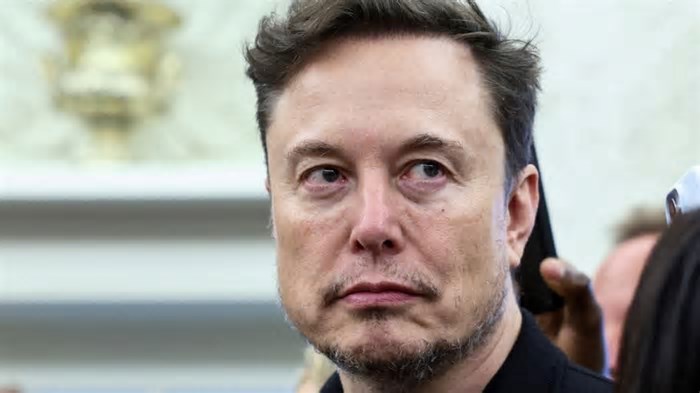 Musk Pretende Enviar Nave Não Tripulada a Marte até Final de 2026