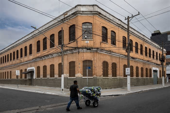 Prédio das Indústrias Matarazzo, símbolo da pujança fabril do Brás, será restaurado