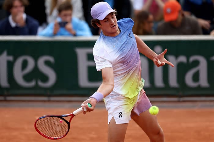 Fonseca é promovido para quadra maior em Roland Garros