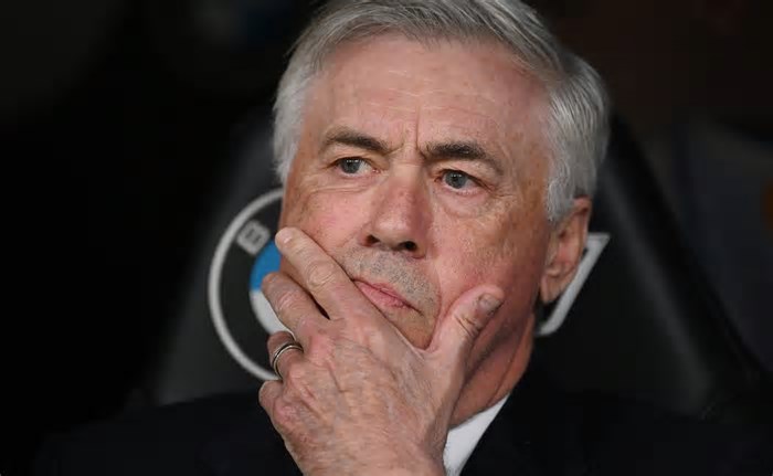 Carlo Ancelotti faz novos testes e pode ajudar Palmeiras a receber ‘bolada’ por Endrick