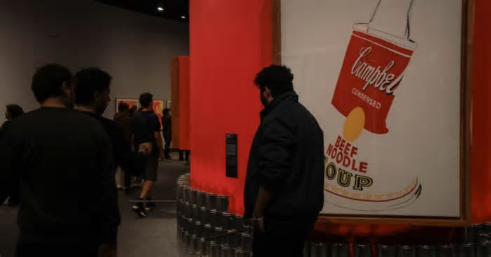 Fim de semana em SP tem Andy Warhol, Nômade Festival, musical sobre Paralamas do Sucesso e mais