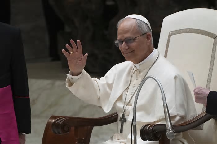 Zelensky, JD Vance e Alckmin participam da missa inaugural do papa Leão XIV neste domingo