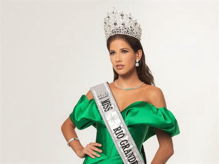 De carro novo e coroa: Miss Universe RS define sua rainha para 2026; veja detalhes