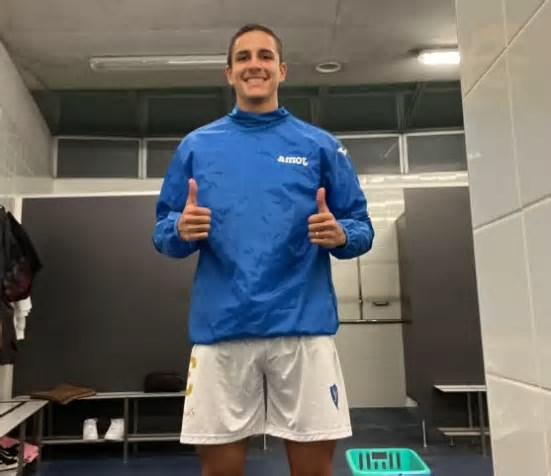 Atacante que estava no futebol português está próximo de acertar com clube da Série D