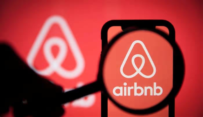 Airbnb quer virar ‘rede social da vida real’, diz CEO da empresa