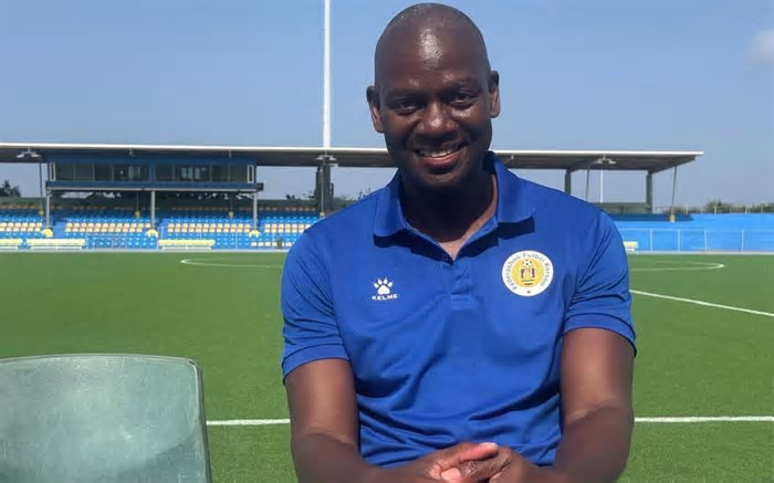 Presidente da Federação de Curaçao revela amor pelo Brasil e sonha com Copa do Mundo