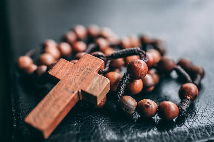 Menos da metade da população de Salvador se declara católica; capital tinha maior proporção de pessoas sem religião do país no Censo 2022