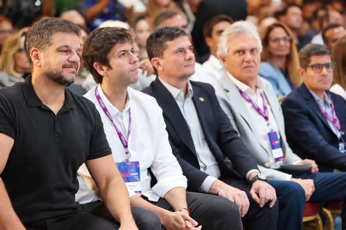 Veja quem está presente do evento 'SOS Bahia' que discute soluções para a segurança pública baiana