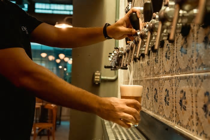 Vinhos de Portugal, cinema na praça, tour cervejeiro e podrão: veja a programação da semana no Rio