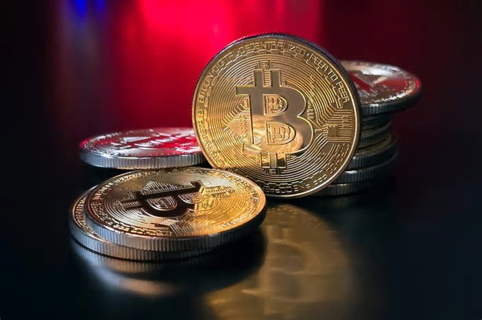 Bitcoin cai após Israel atacar instalações nucleares do Irã