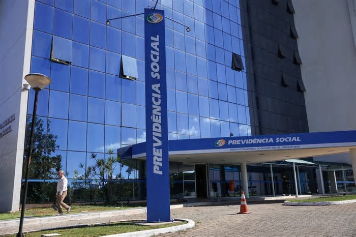 Nova pesquisa Quaest revela que brasileiros veem governo Lula como responsável por desvios no INSS