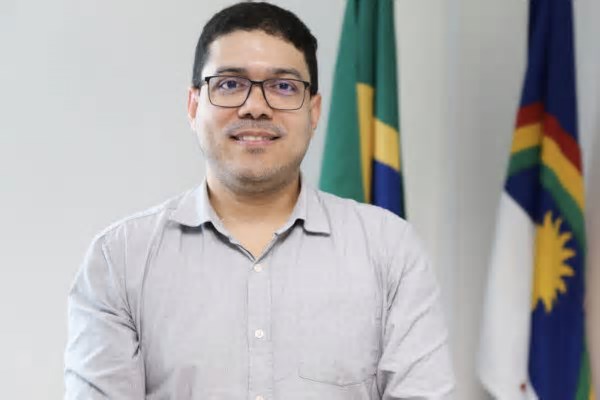 Sem licitação, Prefeitura de Camaragibe aluga imóvel de secretário-executivo de Raquel Lyra