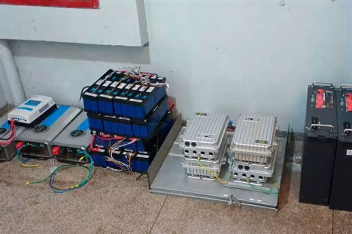 Equipamentos furtados do 'Ilumina Pantanal' eram vendidos por empresa de Corumbá