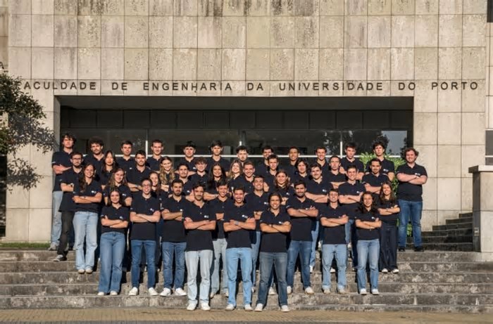 Equipa da Faculdade de Engenharia da U.Porto desenvolve protótipo de barco solar