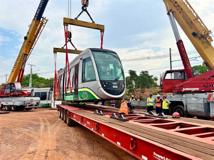 Alba faz primeira audiência pública itinerante sobre obras do VLT de Salvador
