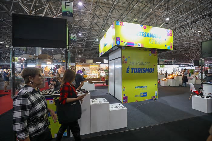 Estandes na Expotchê mostram atrativos e produtos de Brasília