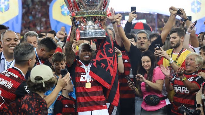 Clubes apostam em algoritmos para escalar times vencedores