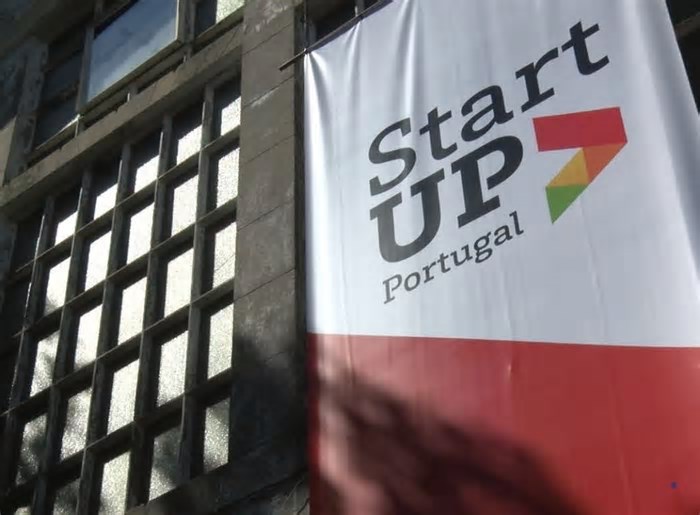 Road 2 Web Summit 2025: Startup Portugal abre candidaturas para um dos maiores palcos de tecnologia do mundo