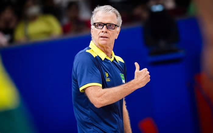 Brasil estreia na VNL masculina contra o Irã com missão de retomar o protagonismo