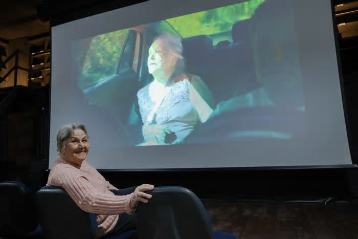 Expressa traz curta com atriz jundiaiense premiada nos EUA