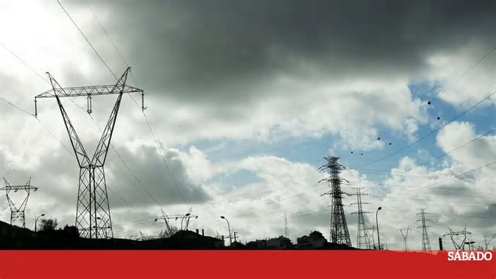 Apagão. Investigação europeia focada na falha dos planos de defesa do sistema