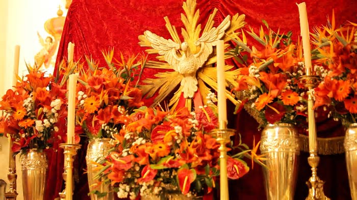 Tenda Cultural abriga oficina e exposições na Festa do Divino Espírito Santo de Mogi das Cruzes