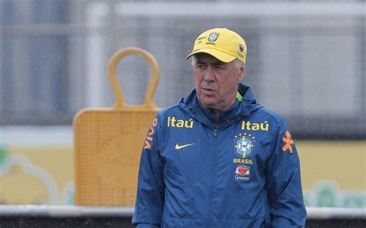 Ancelotti terá homenagem da CBF por aniversário em Brasil x Paraguai