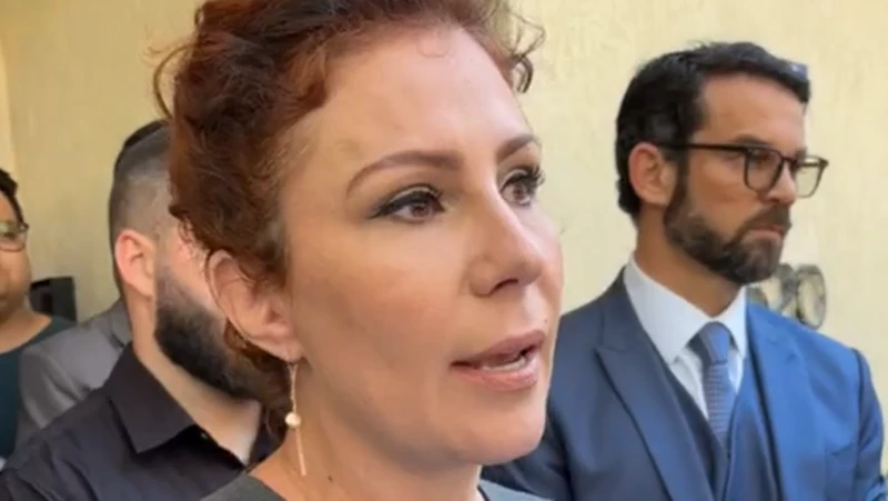 Moraes manda prender Carla Zambelli e pede que deputada entre na lista da Interpol: o que acontece agora?