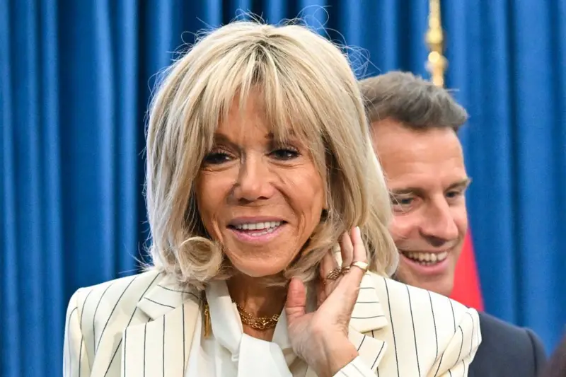 Aliança com Janja e polêmica com Bolsonaro: quem é Brigitte Macron, primeira-dama da França