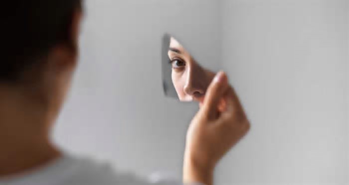 O que determina que uma pessoa seja narcisista, segundo a ciência?