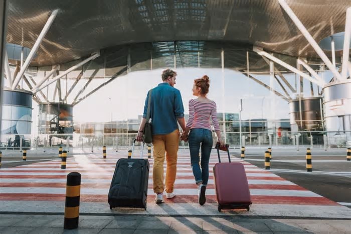 Casais apostam em viagens para celebrar o Dia dos Namorados