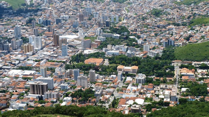 Esta cidade tem águas que atraem turistas do Brasil inteiro