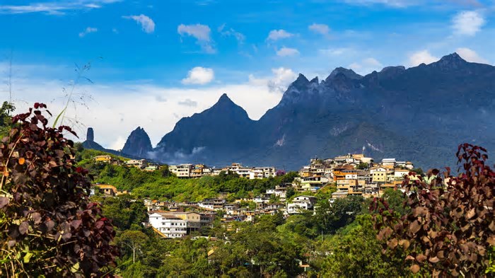 Cidade serrana com clima ameno e natureza exuberante encanta quem busca qualidade de vida
