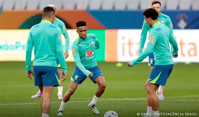 Eliminatórias da Copa: Brasil enfrenta Paraguai