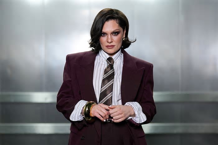 Cantora Jessie J é diagnosticada com câncer de mama: entenda o que muda na carreira e como será o tratamento