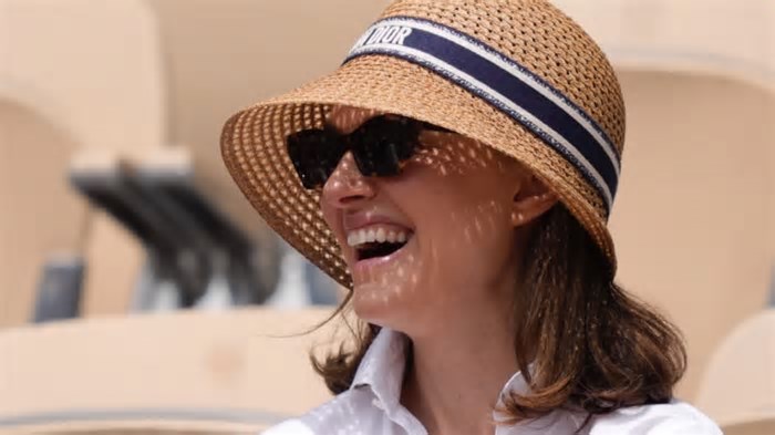 Este detalhe do look Dior de Natalie Portman não passou despercebido em Roland-Garros