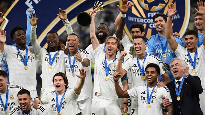 Qual é a diferença entre Copa do Mundo de Clubes e Mundial de Clubes?