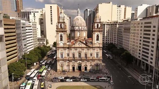 Fruto de promessa de casal espanhol e palco de casamentos icônicos, Igreja da Candelária completa 250 anos