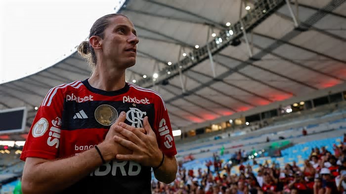 4 grandes ex-jogadores que hoje são treinadores de clubes do Brasileirão 2025