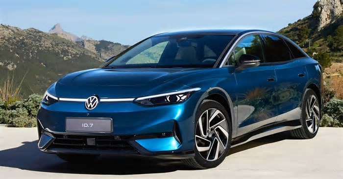 Carros elétricos têm queda nas vendas e emissões de CO₂ crescem na Europa