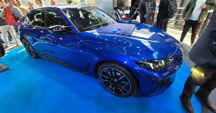 BMW mostra i4 e novas cores do M3 no Festival Interlagos 2025