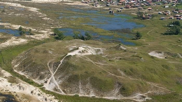 Sambaquis: os monumentos brasileiros desconhecidos que se estendem pelas praias e intrigam historiadores