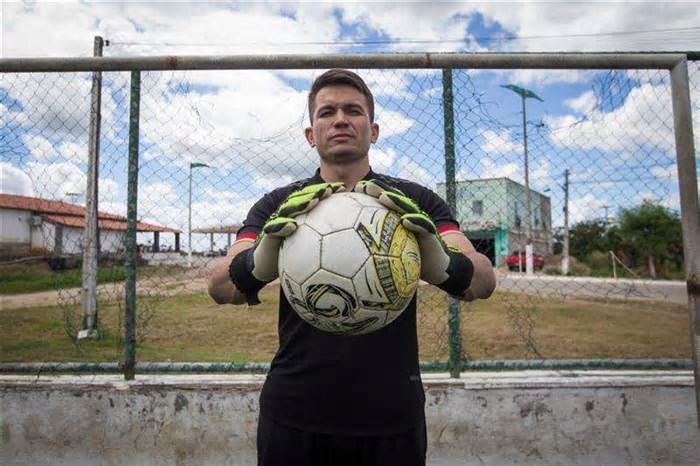 Do campo ao negócio: a realidade financeira dos jogadores de futebol fora das quatro linhas no CE